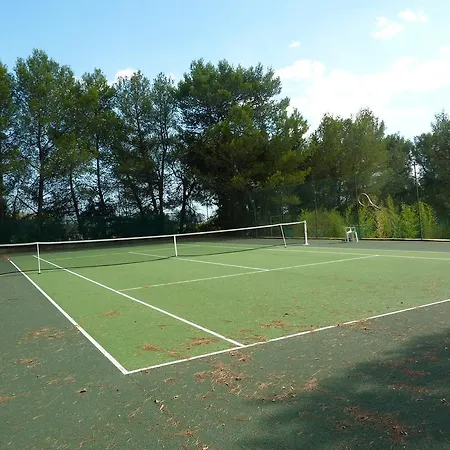 Le Clos Des Pins