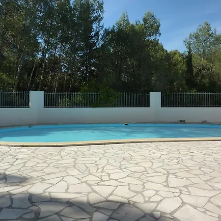 Bed & Breakfast Le Clos Des Pins *